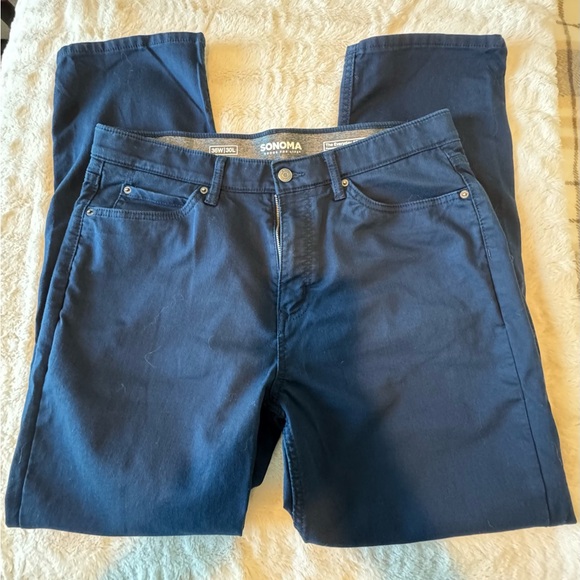 Men’s Sonoma Goods for Life Straight-Fit Everyday Pant - Picture 2 of 6